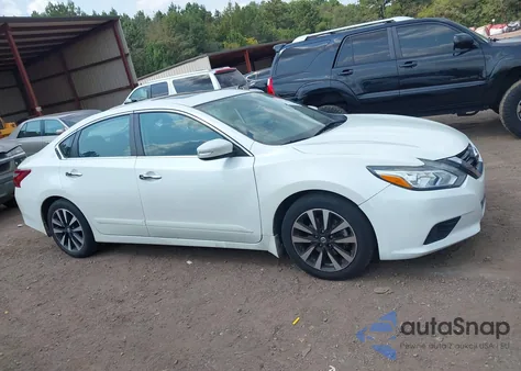2018 Nissan Altima 2.5 Sv z USA, uszkodzony, nr VIN 1N4AL3AP6JC222007